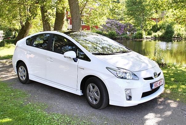 Der Toyota Prius ist mit 89 g/km der derzeit CO2-ärmste Benziner auf dem Markt. Foto: UnitedPictures 